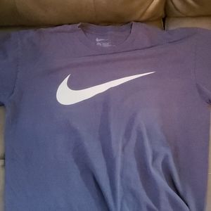 Nike t shirt